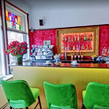 De Bedstee Boutique Capsules (adults Only) Amsterdam