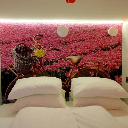 De Bedstee Boutique Capsules (adults Only) Szálloda