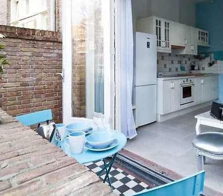 De Bedstee Boutique Capsules Amsterdam