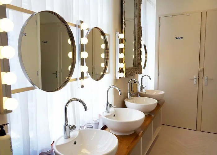 De Bedstee Boutique Capsules (adults Only) Szálloda