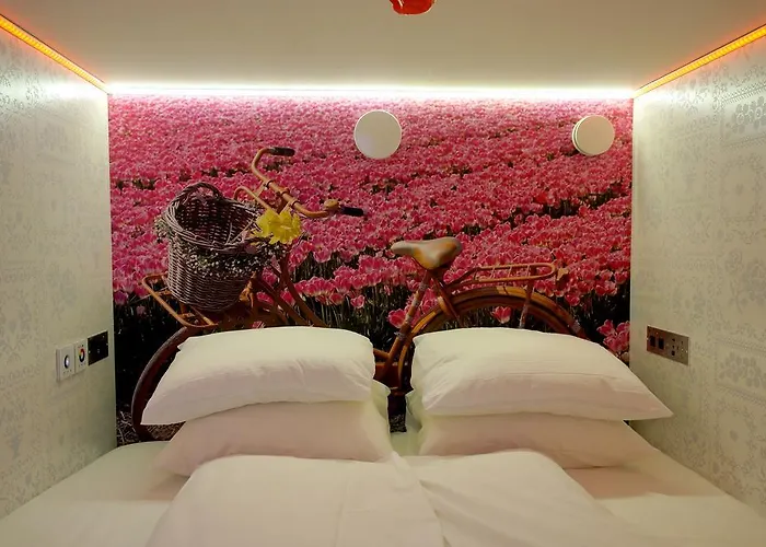 Szálloda De Bedstee Boutique Capsules (adults Only) Amszterdam