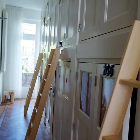 Hotel De Bedstee Boutique Capsules (adults Only) 3*